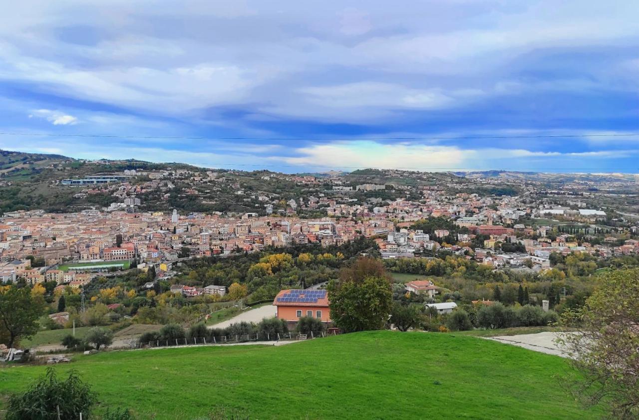 Agriturismo Panorama 特拉莫 外观 照片